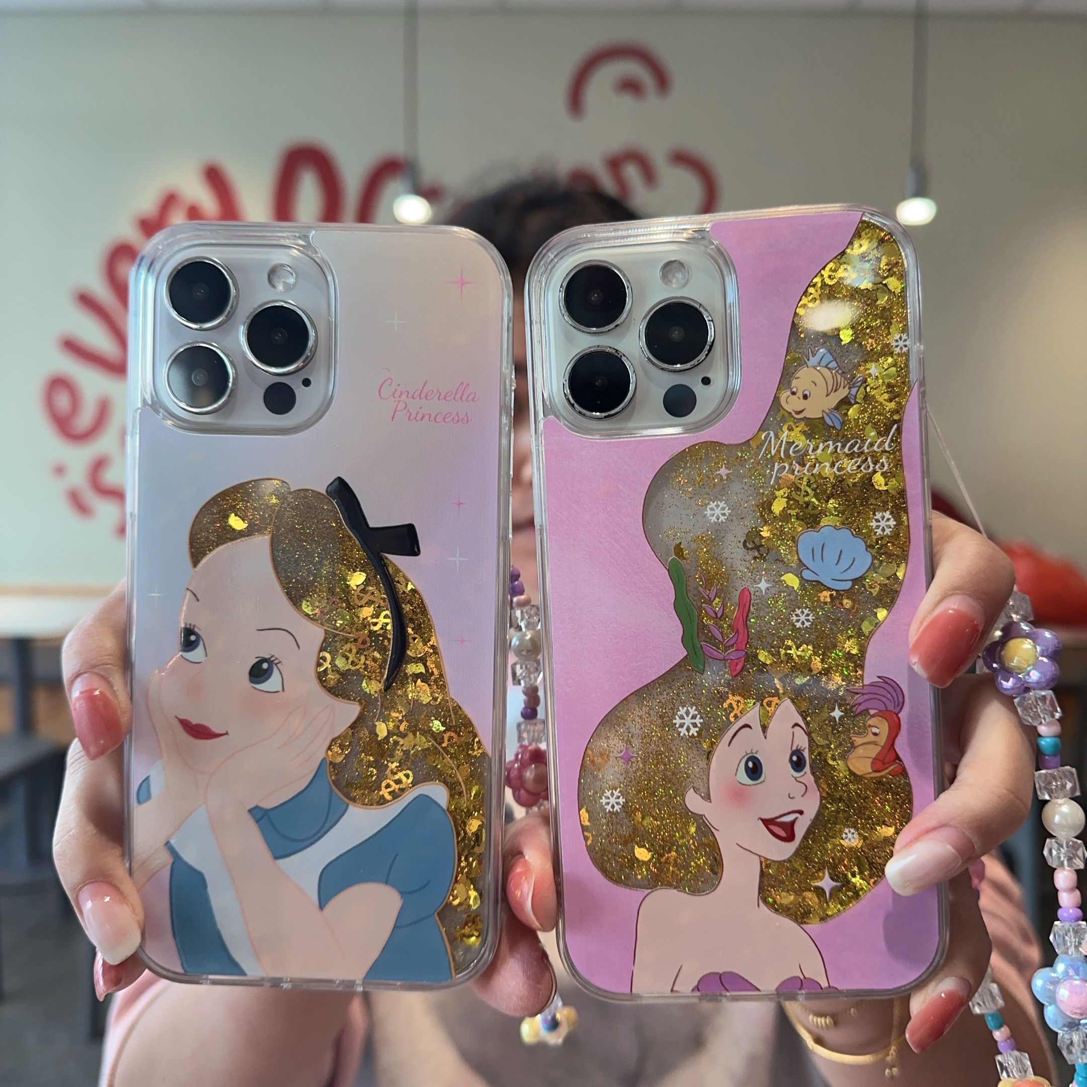 迪士尼卡通动漫金箔美人鱼公主适用苹果16Promax手机壳流沙超仙iphone15新款保护套16带链条14PM软壳高级感13
