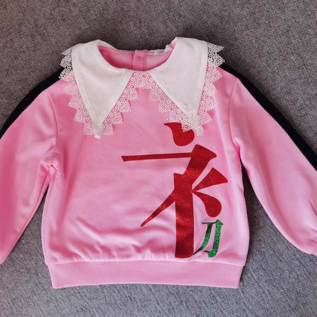 特惠拼接圆领印花女童巴家秋冬新款厚实100-150印花加绒卫衣绒衫