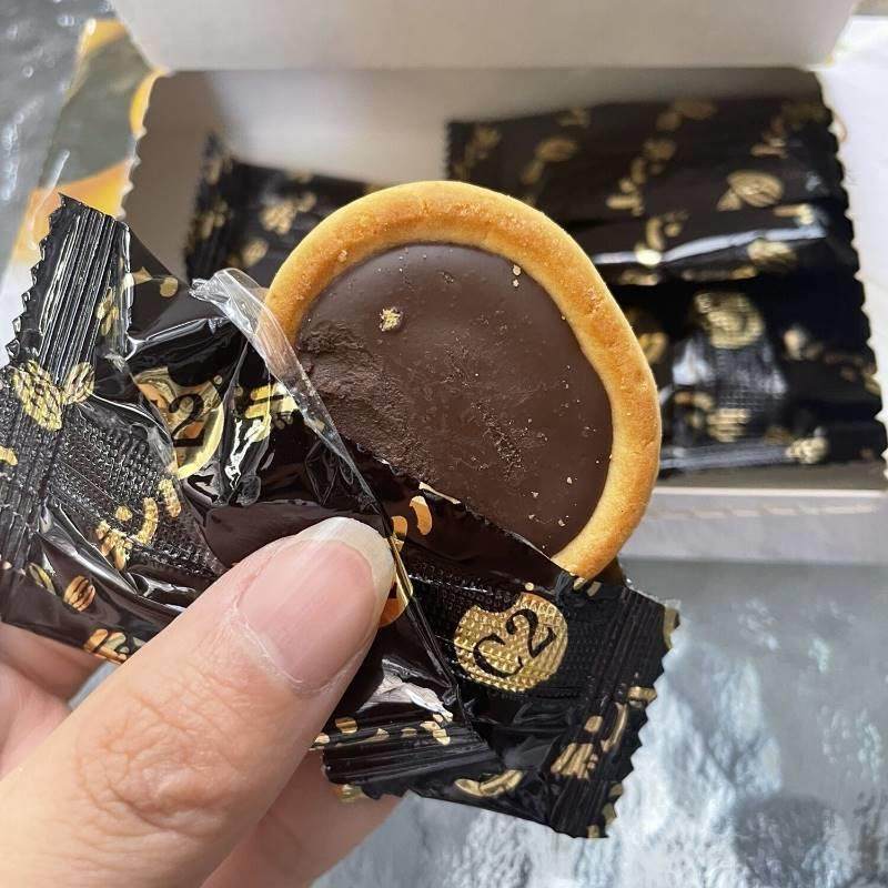 新货促销新日期软心挞夹心饼干巧克力夹心饼干多口味组合健康零