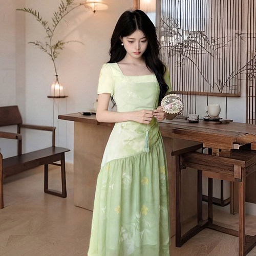 2026夏季新款女法式渐变色短袖裙子方领长裙收腰显瘦连衣裙D4890
