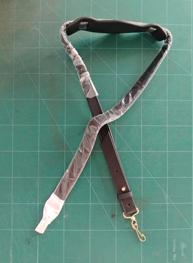 油蜡皮巴黎机车包新款肩带爆裂纹羊皮世家长背带潮流单肩斜挎包带