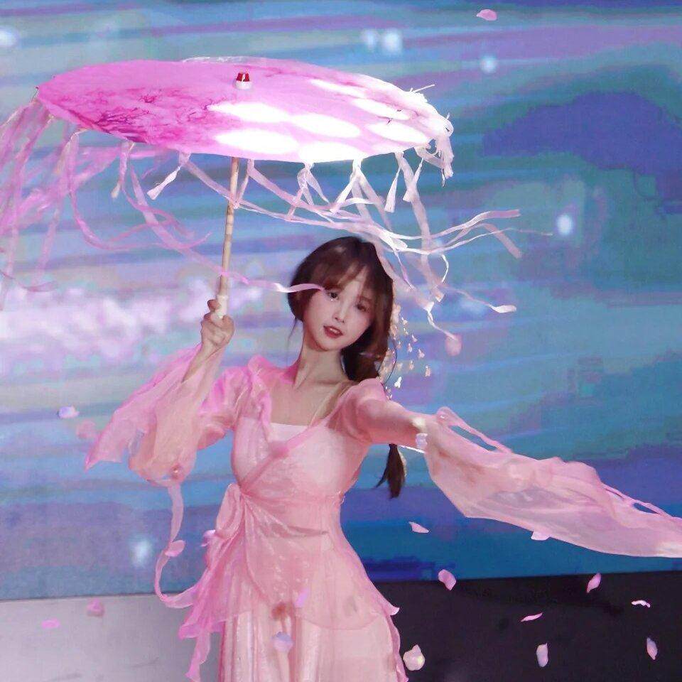 红马同款舞蹈伞流苏飘带伞跳舞道具伞古代古装雨伞汉服花伞古风伞