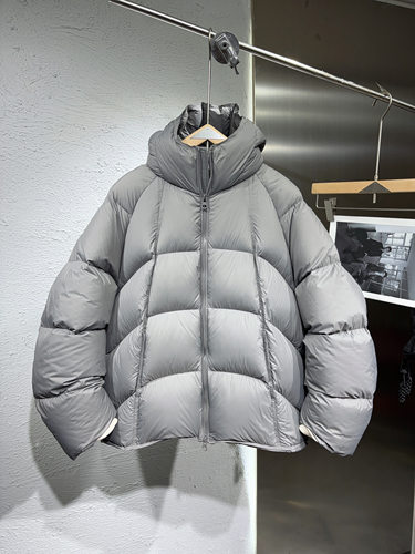 新款90白鸭绒泡芙面包服高蓬松羽绒服男连帽轻薄保暖外套情侣款男