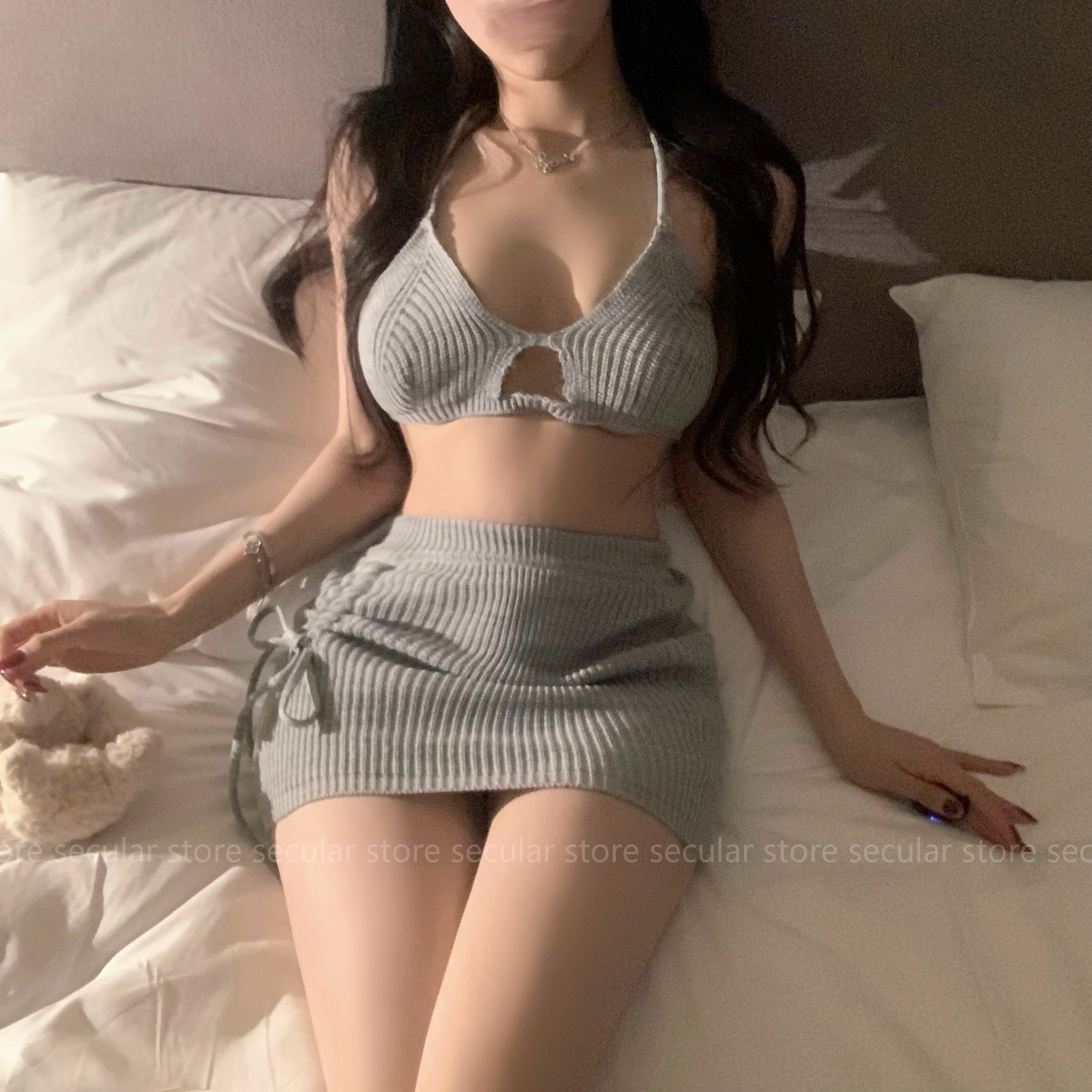 钓系针织 性感辣妹镂空挂脖系带低胸露背背心绑带包臀短裙套装