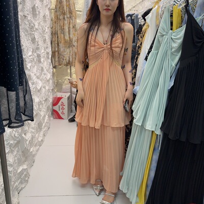 气质显瘦假两件挂脖吊带连衣裙女