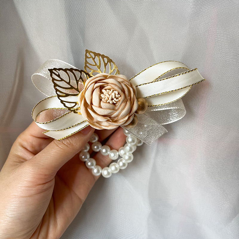 婚礼手腕花香槟色伴娘韩式
