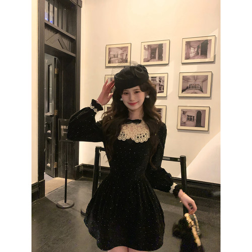 现货一生罗曼【嘉柏丽尔】法式复古丝绒连衣裙女冬季新款小黑裙