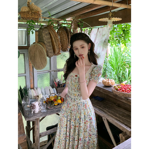 一生罗曼法式碎花显瘦连衣裙