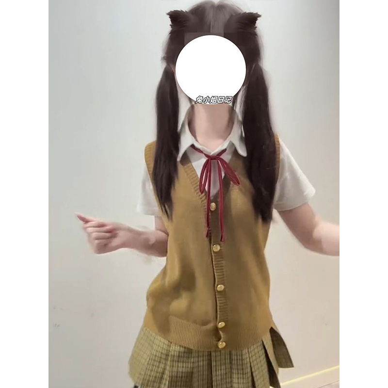 JK制服早秋款棕色V领开衫马甲学院风叠穿短袖衬衫小稚JK格裙套装