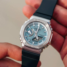 卡西欧新款G-SHOCK农家橡树金属八角蓝牙光动能手表GBM-2100A-1A2