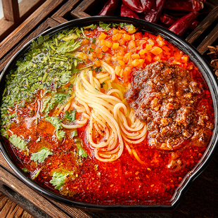 徐州肉酱米线徐州肉酱米线过桥米线夜宵充饥早餐速食懒人食品米粉