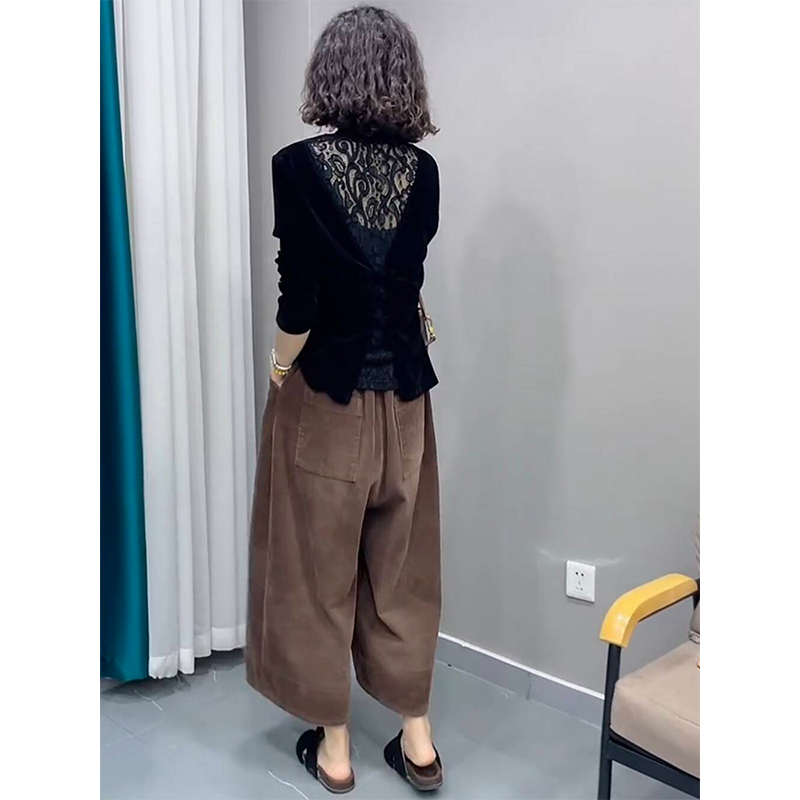 后背蕾丝拼接丝绒上衣阔腿裤套装