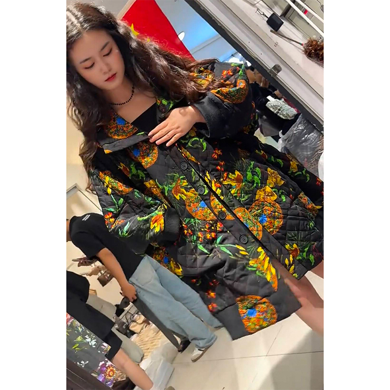 阔版型韩版别致单排扣棉服外套女
