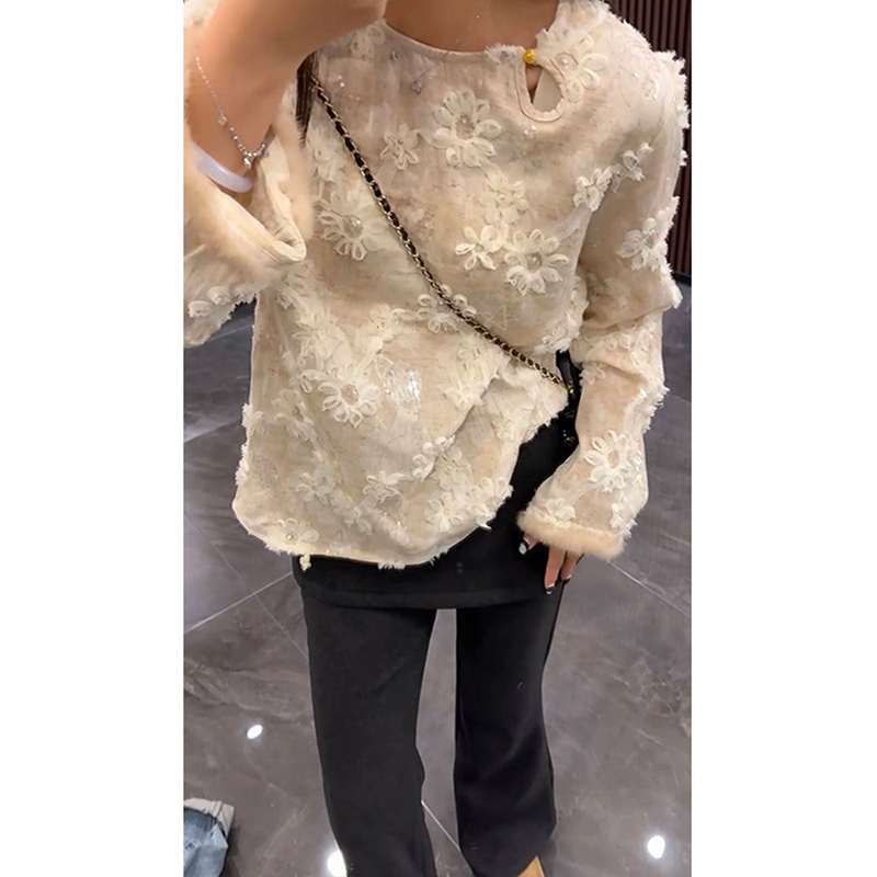 高级感华丽小众轻熟风圆领上衣女