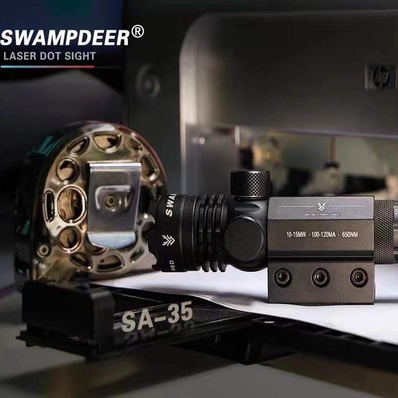 沼泽鹿SA35红激光抗震户外运动红外线镭射教学笔送电池送充电器