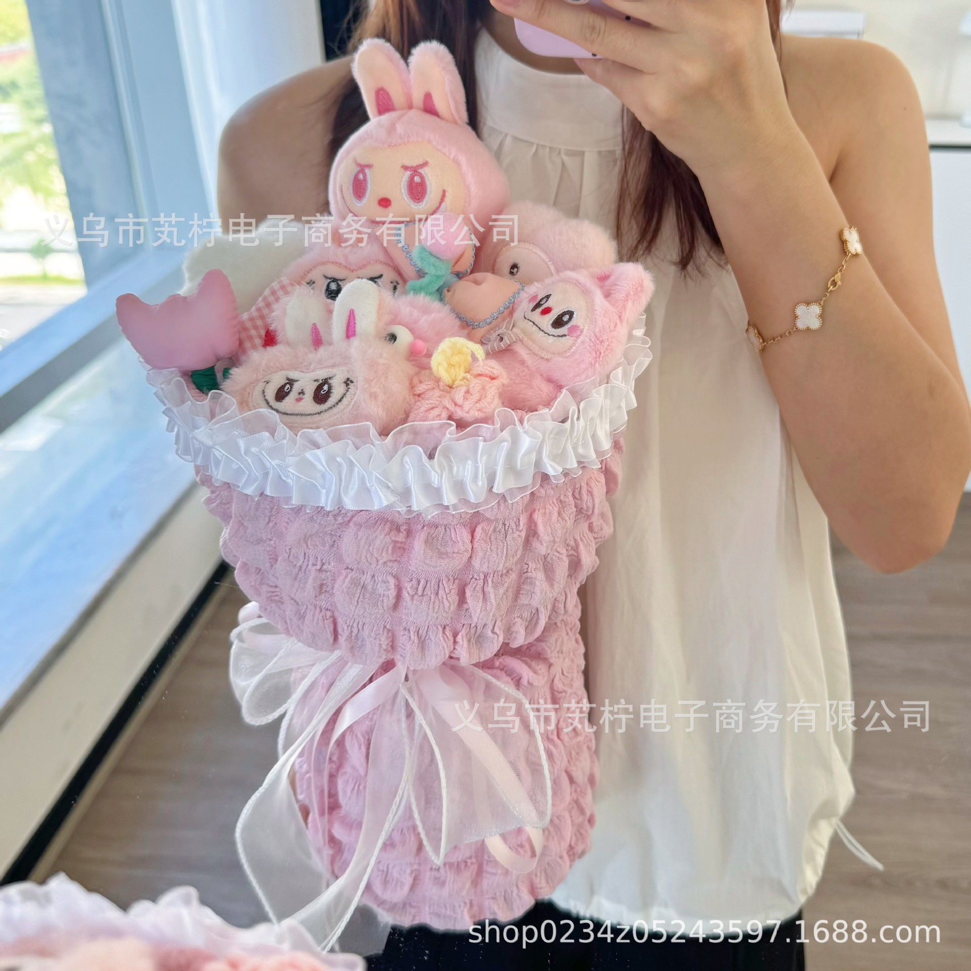 跨境新款可爱创意玩偶花束公仔现货送朋友闺蜜生日礼物