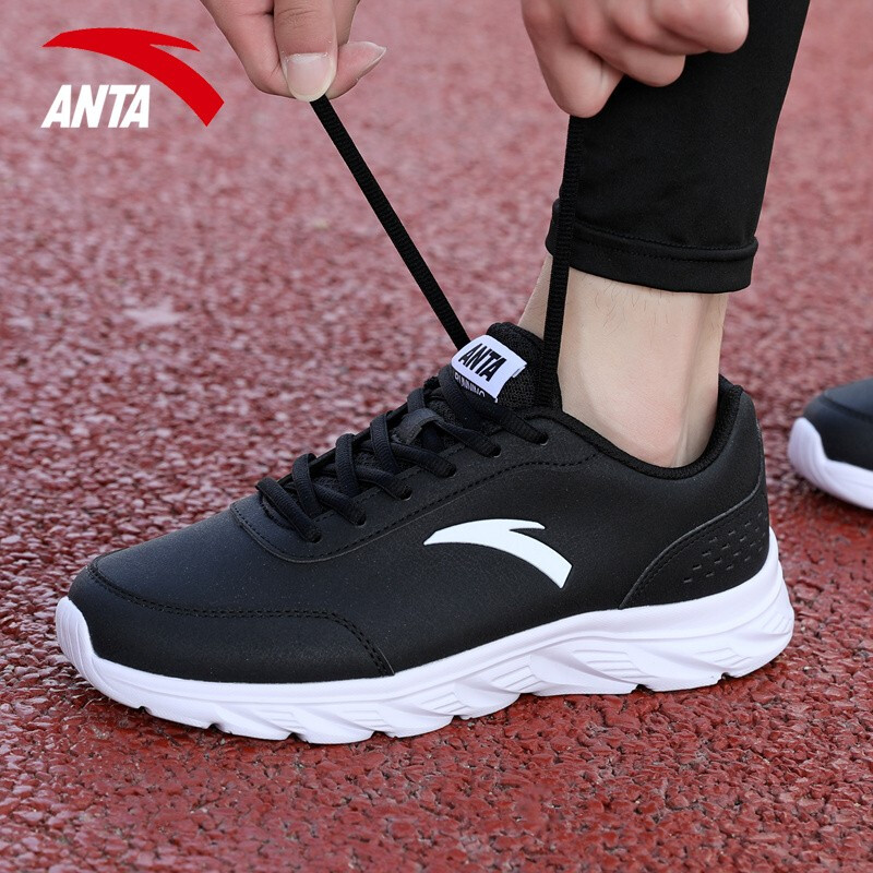 安踏运动鞋男跑步鞋皮面防水