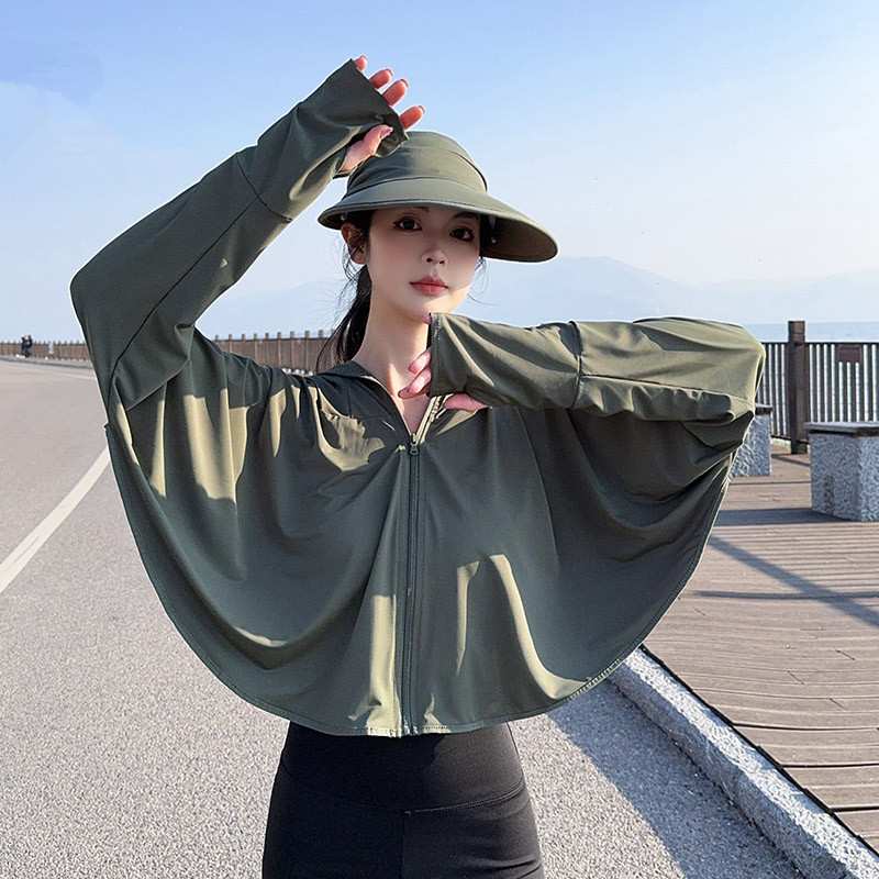 夏季女生防晒衣户外骑行短外套防紫外线透气薄蝙蝠衫宽松帽子披肩