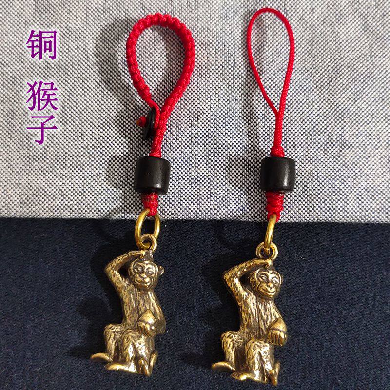 纯铜灵猴献瑞钥匙扣金猴抱桃吊坠钥匙扣