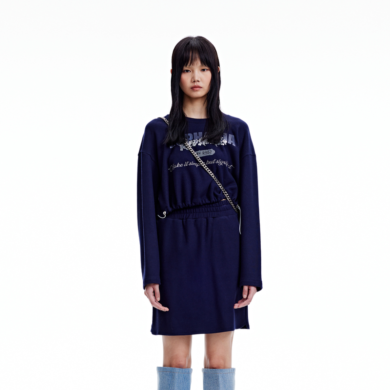 REVAN芮范2023冬季新品设计师款运动风藏青色针织套装RN92403222