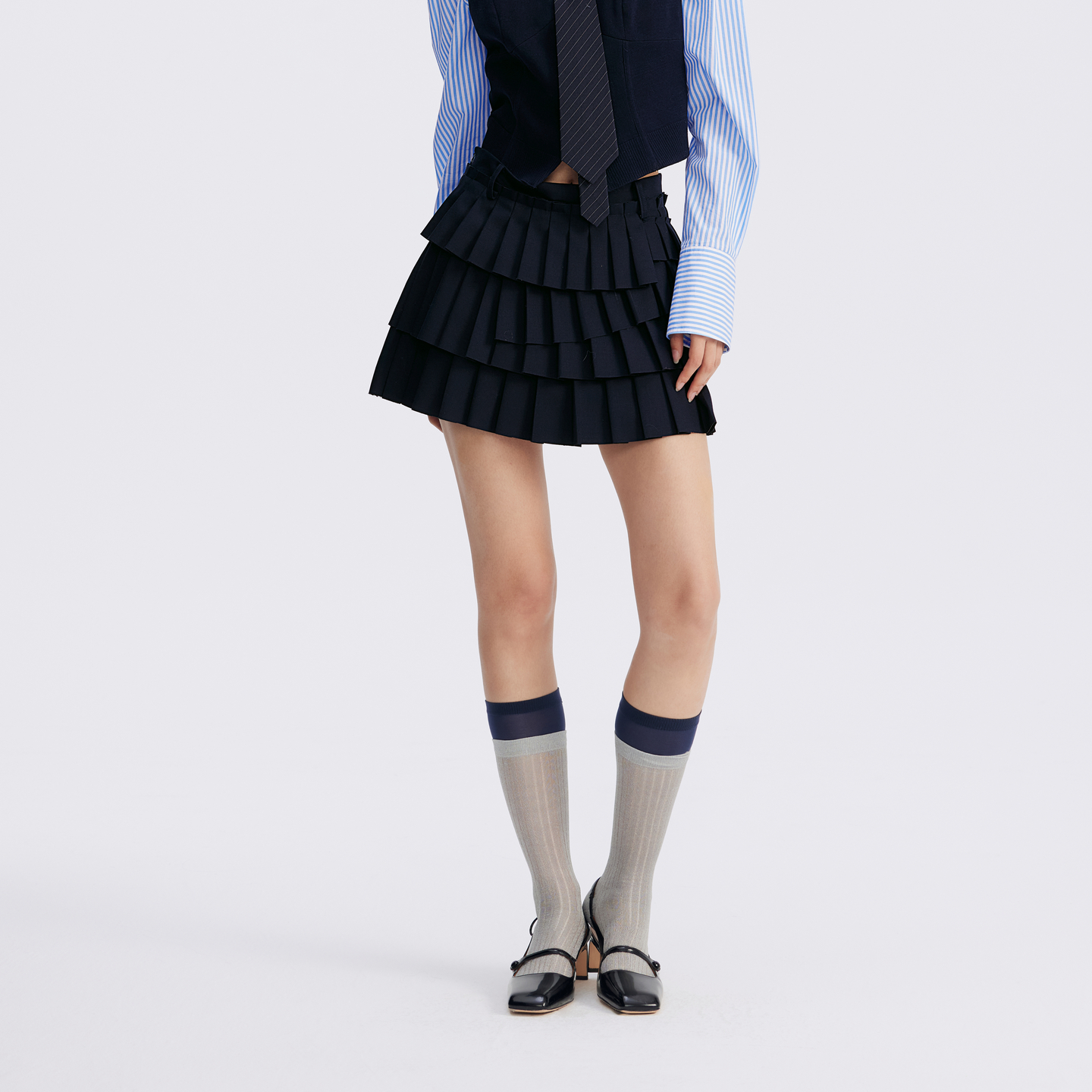 【李雪琴同款】REVAN芮范学院风百褶短裙RL71501133