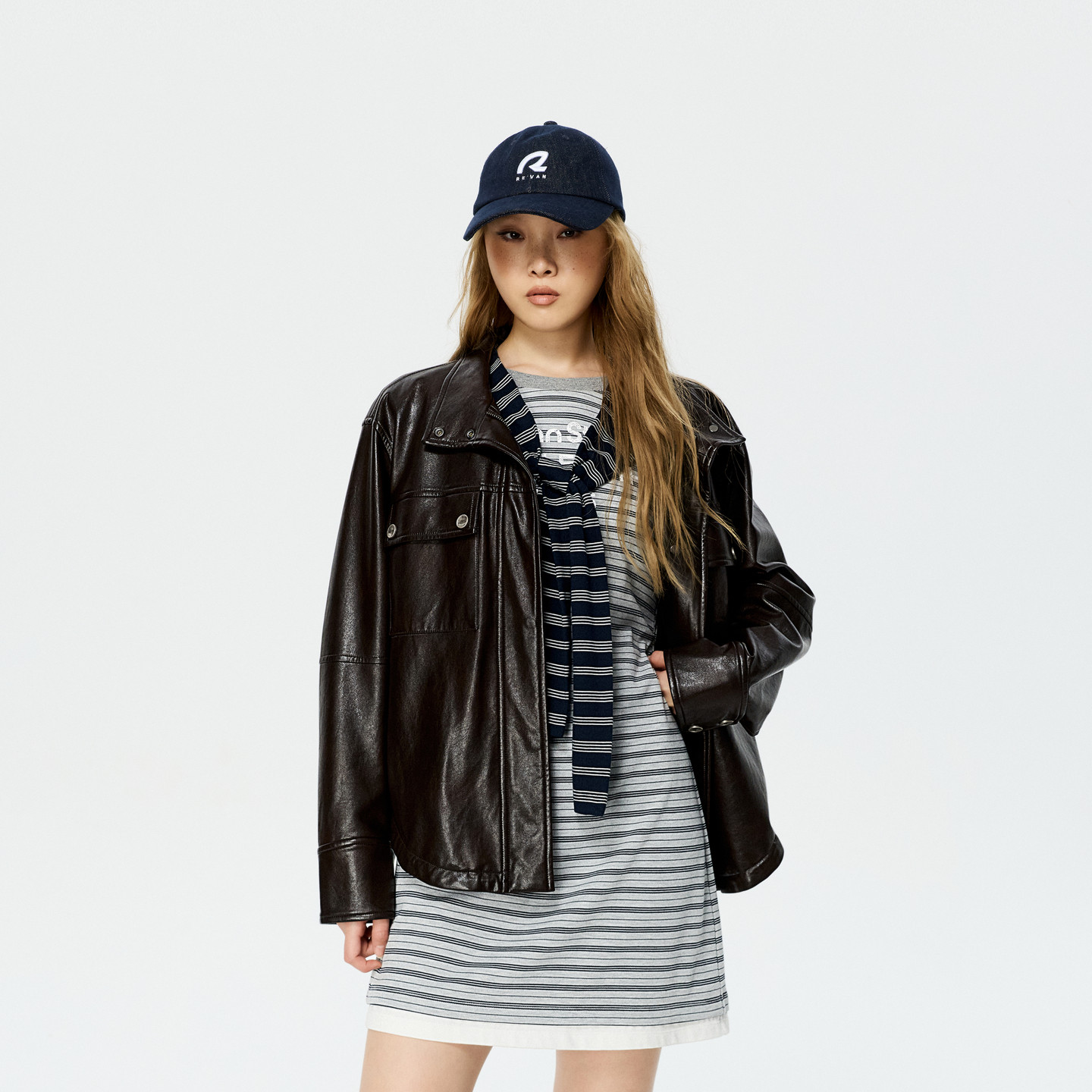 REVAN芮范设计师款慵懒流苏挎包衬衫型PU皮衣夹克外套RK10105104,女装/女士精品,短外套,淘宝优惠券,粉丝福利购,淘宝优惠卷