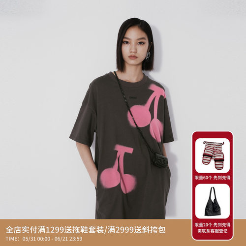REVAN芮范设计师款甜酷风樱桃T恤连衣裙RM71101376