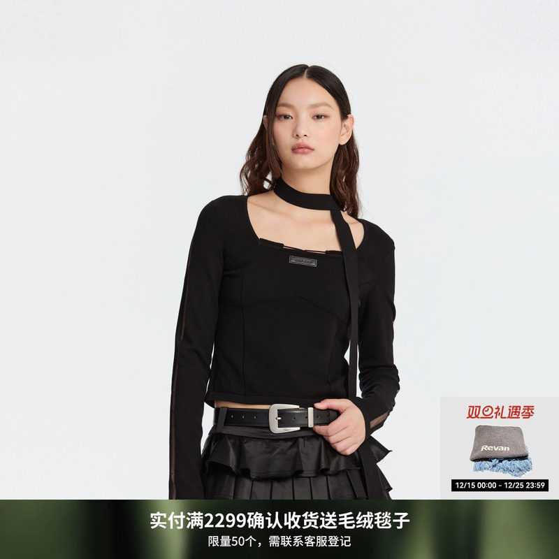 REVAN芮范设计师款甜酷风黑色针织短上衣RM90601157