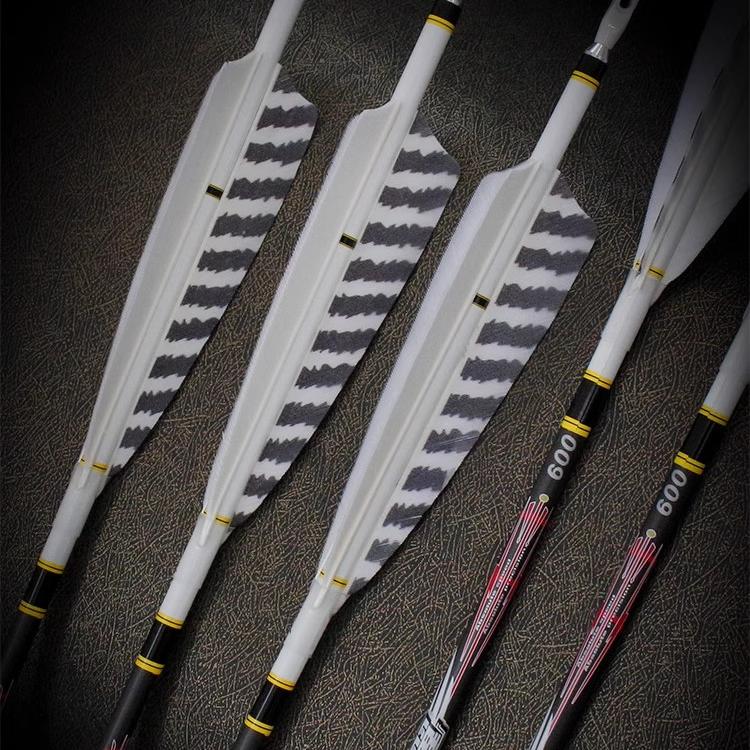 银翼山鹰纯碳美猎传统箭高准度