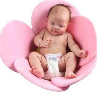 宝宝沐浴垫太阳花瓣垫子新生儿浴盆防滑超柔软 婴儿浴室用品
