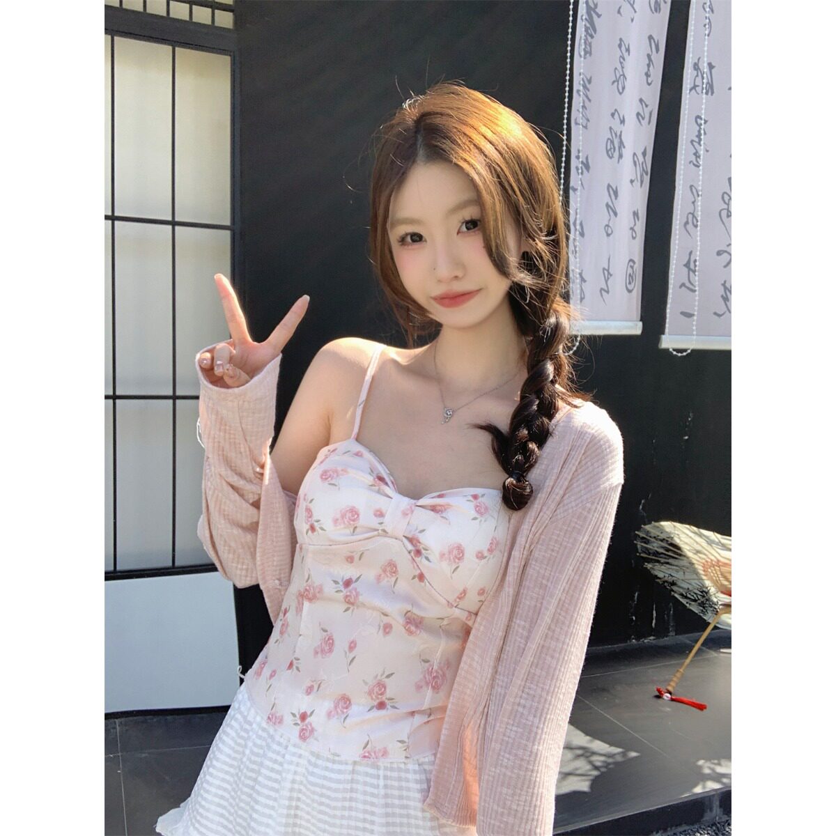 夏季温柔风碎花吊带显瘦短款