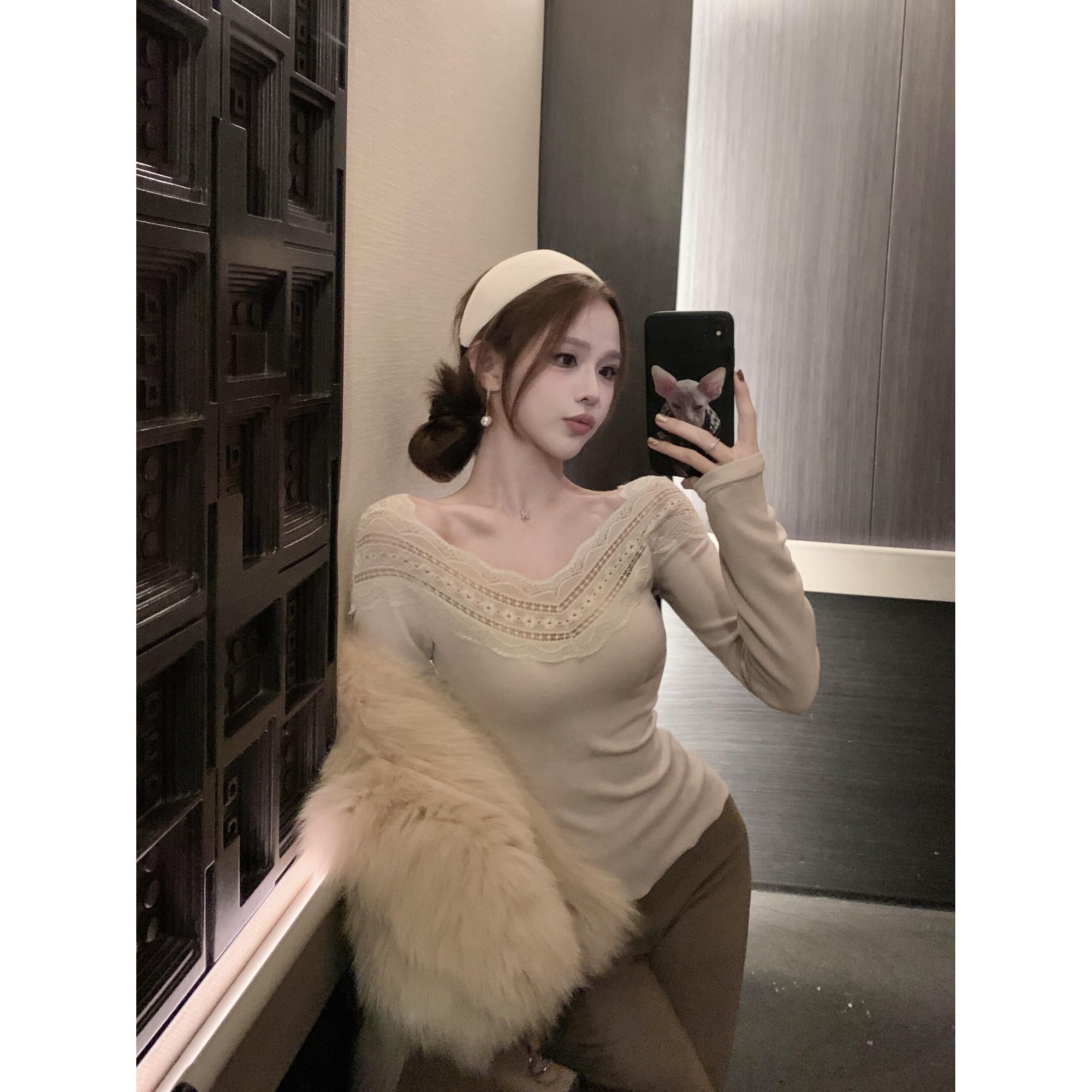 V领蕾丝拼接T恤女2025秋冬季