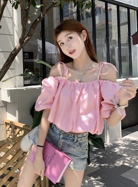 粉色一字肩吊带短袖衬衫女夏季设计感小众宽松短款泡泡袖露肩上衣