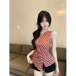 設計感小眾無袖 上衣高級感絕美吊帶背心 女夏季 不規則紅色格子襯衫