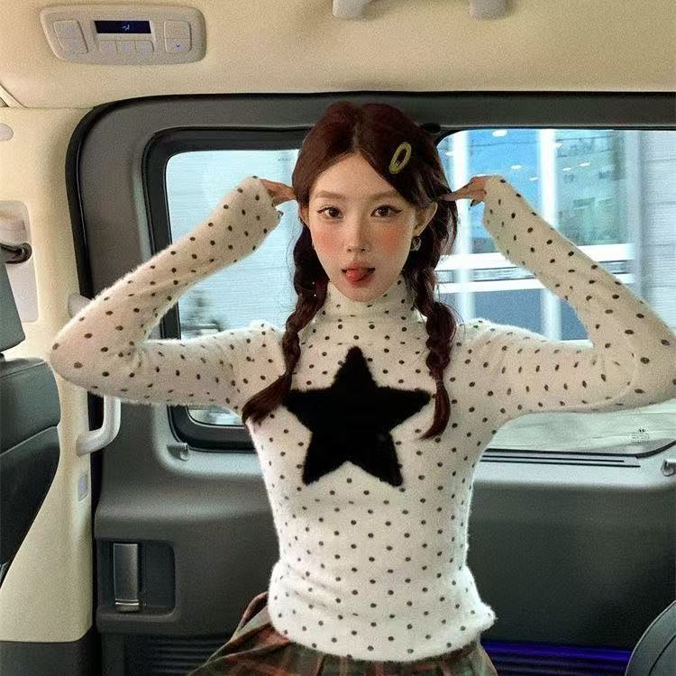 辣妹女生秋冬季设计长袖高领T恤