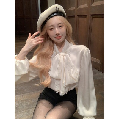 气质雪纺蝴蝶结衬衫女春款新款设计感别致宽松喇叭袖上衣打底衬衣