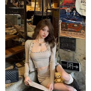 法式气质一字肩蕾丝长袖针织衫女秋冬新款修身显瘦露肩打底衫上衣