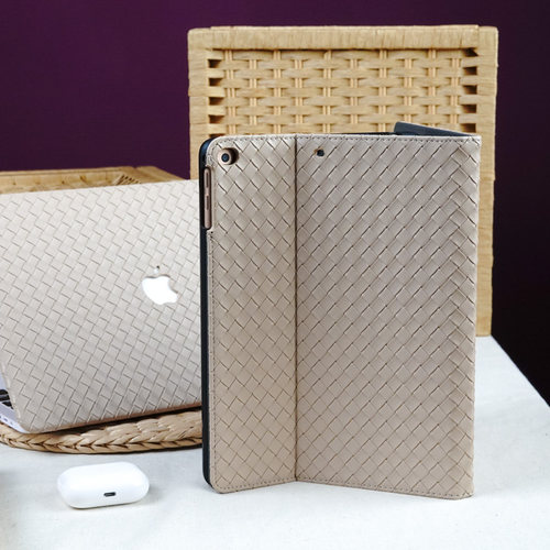 编织纹奶茶色带笔槽平板保护壳