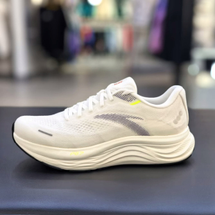 安踏PG7旅步2代跑鞋男8缓震2025新款休闲运动鞋官方正品112525546