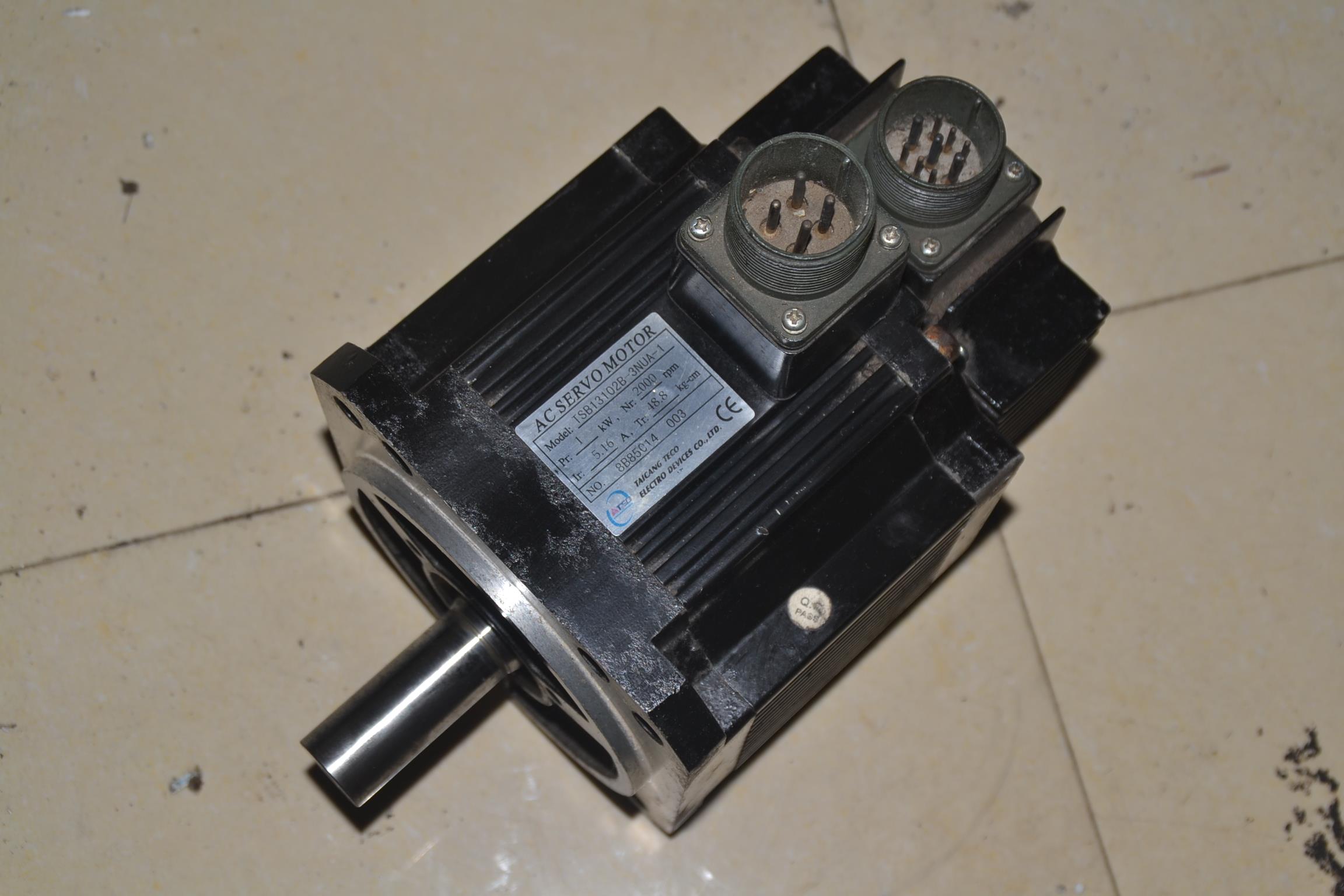 TSB13102B-3NUA-1 1KW 2000转 4.8NM 130 22轴伺服电机