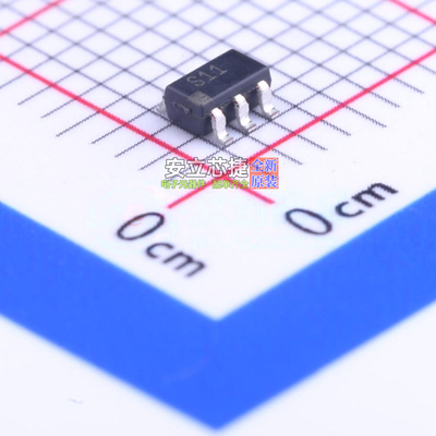 模拟开关/多路复用器 ADG702LBRTZ-REEL7 SOT-23-6 ADI(亚德诺)