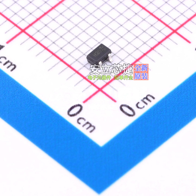 数字晶体管 DDTC144EUAQ-7-F SOT-323 DIODES(美台) 电子元件配单