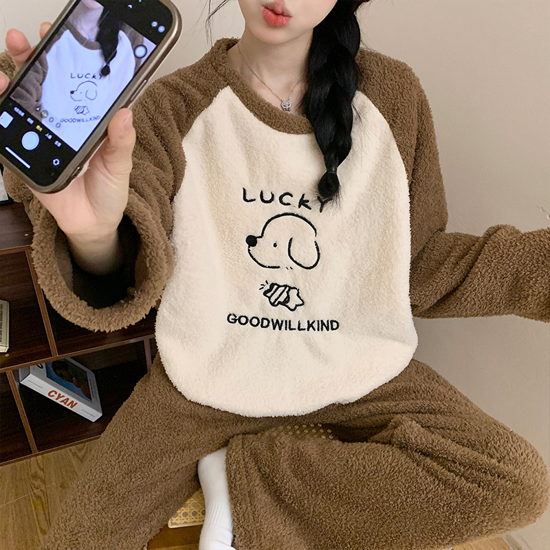 冬款加绒加厚珊瑚绒睡衣冬天女款