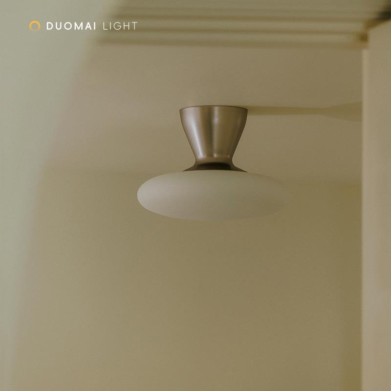 意式极简现代2025新款入户玄关过道吸顶灯衣帽间阳台厨房吸顶灯