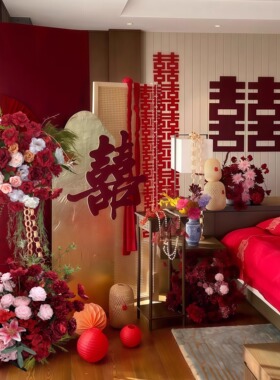 新中式红色婚房装饰拍照背景接亲氛围感女方家新房场景布置KT板
