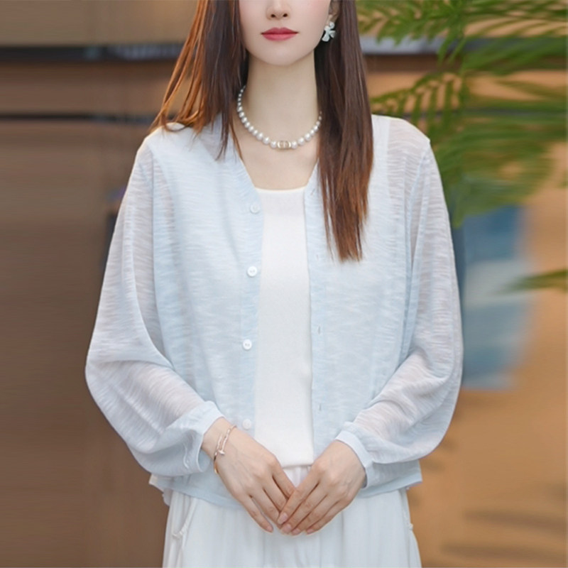 冰丝防晒罩衫女2026夏季新款洋气漂亮空调服宽松薄款开衫针织上衣