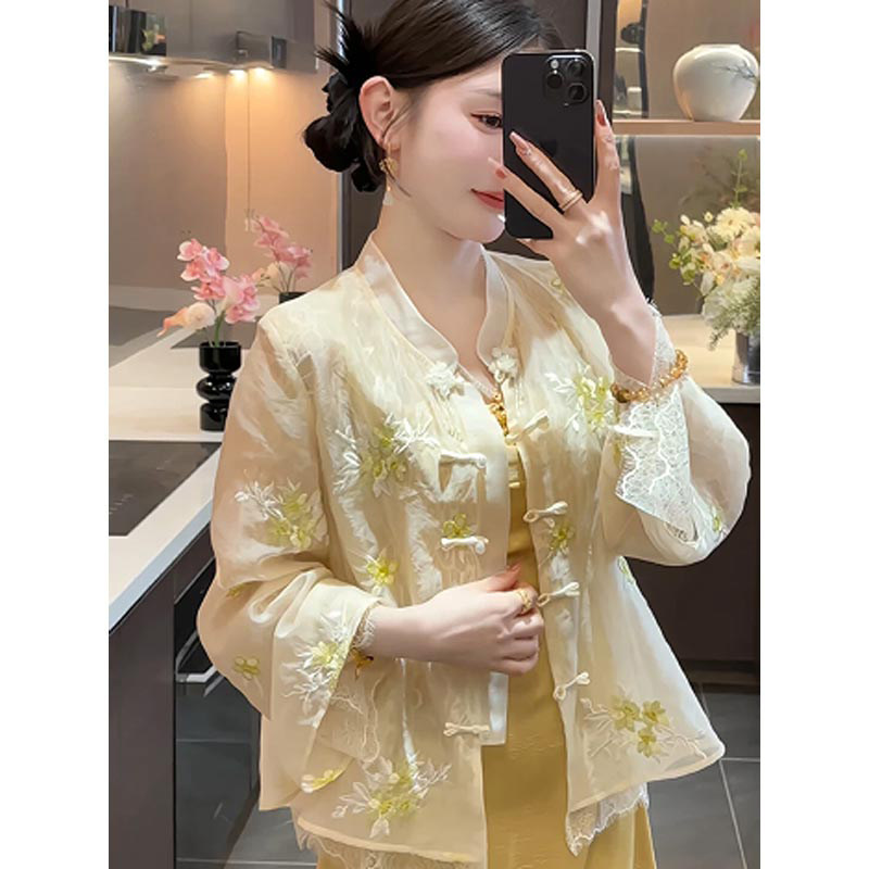新中式国风薄款披肩外套女士2026新款春装盘扣年轻款唐装防晒上衣