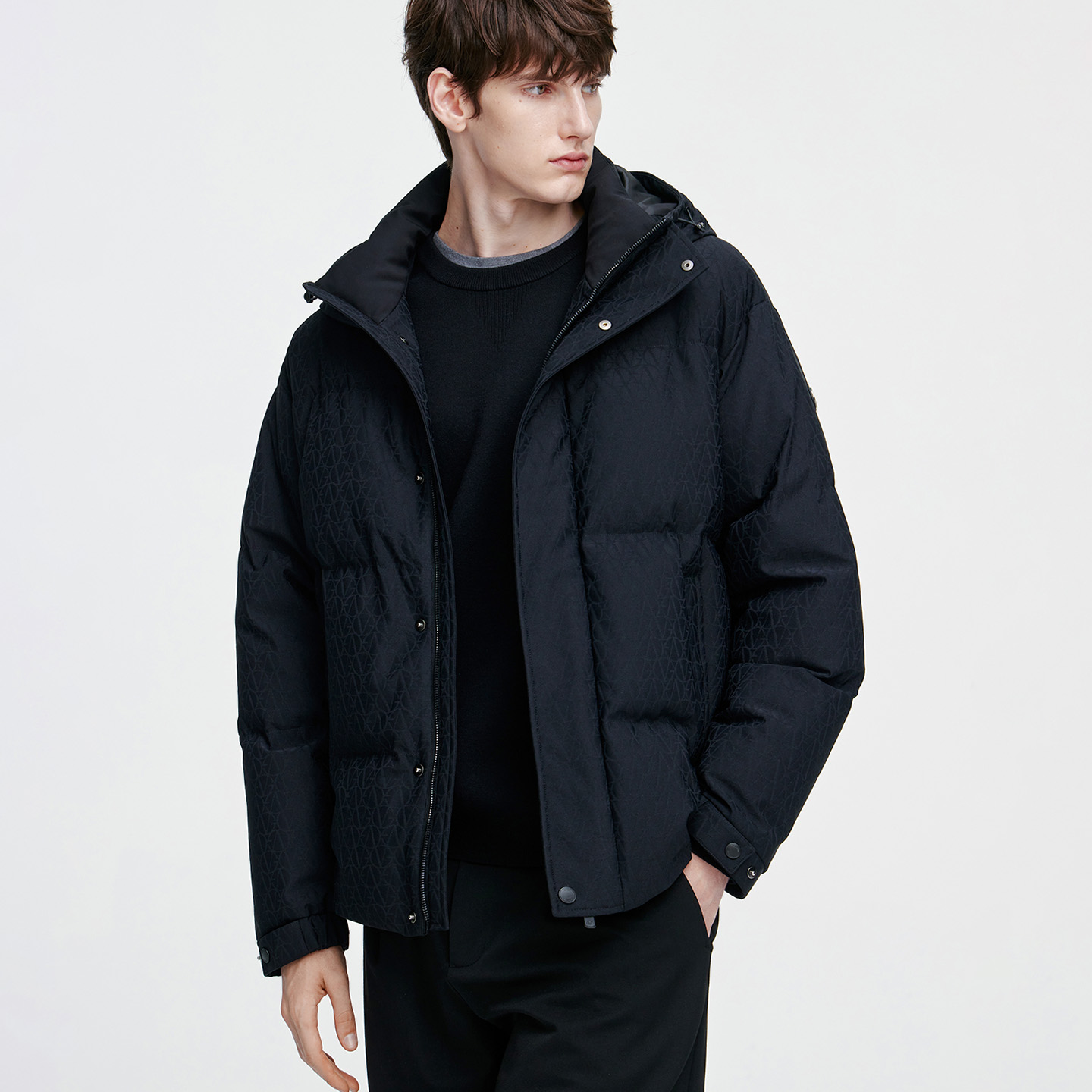 卓凡尼·华伦天奴连帽拒水羽绒服