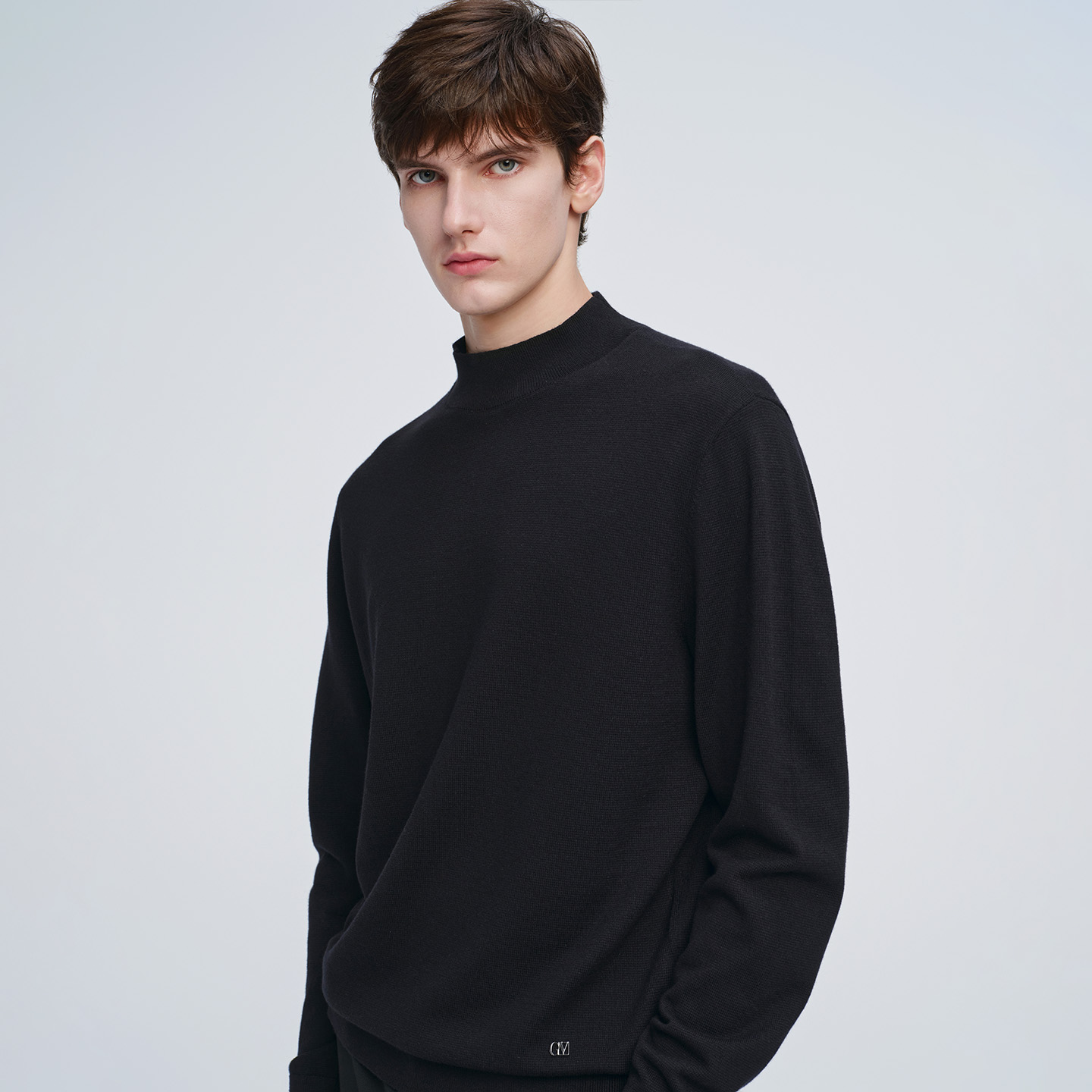 卓凡尼·华伦天奴纯棉圆领针织衫