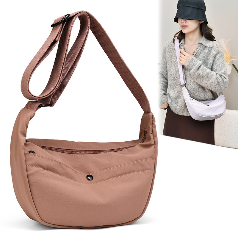 休闲简约风尼龙布饺子包女单肩斜挎包百搭轻便防泼水牛津布小包包,箱包皮具/热销女包/男包,单肩包,淘宝优惠券,粉丝福利购,淘宝优惠卷